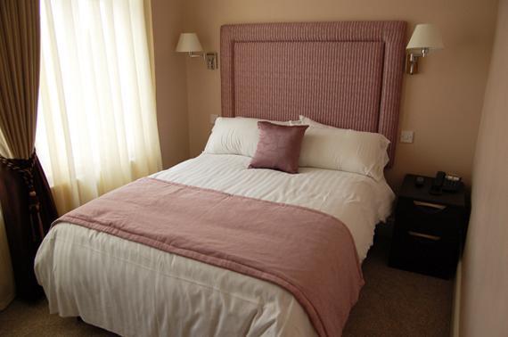 Devonshire Hotel Hornchurch Zimmer foto